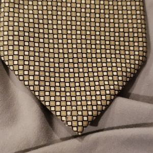 Silk tie